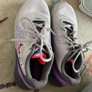 Nike Size 3 Basketball Shoes